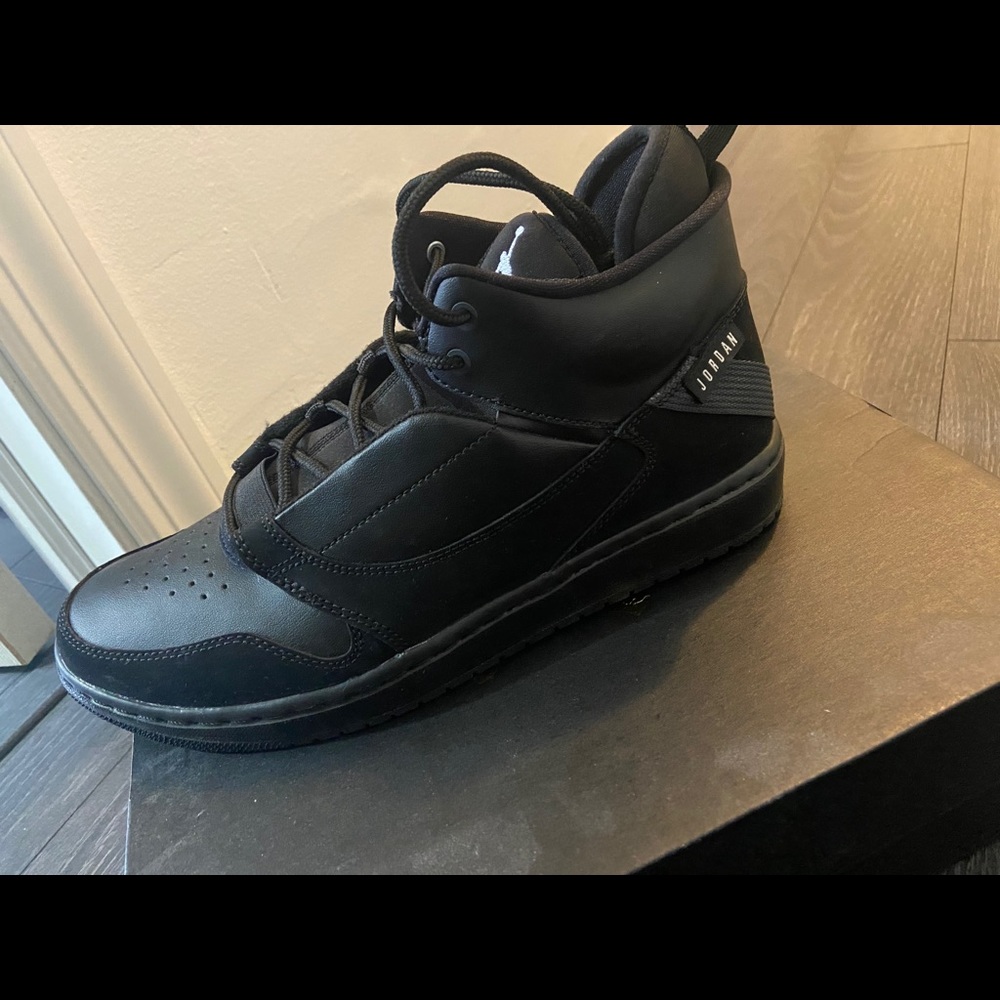 Jordan fadeaway sneakers